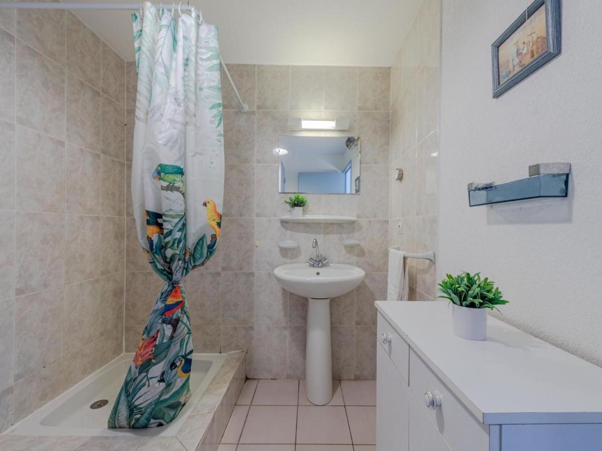 Holiday Home Hameau Des Tamarins-2 By Interhome เลอบาร์กาแรส ภายนอก รูปภาพ