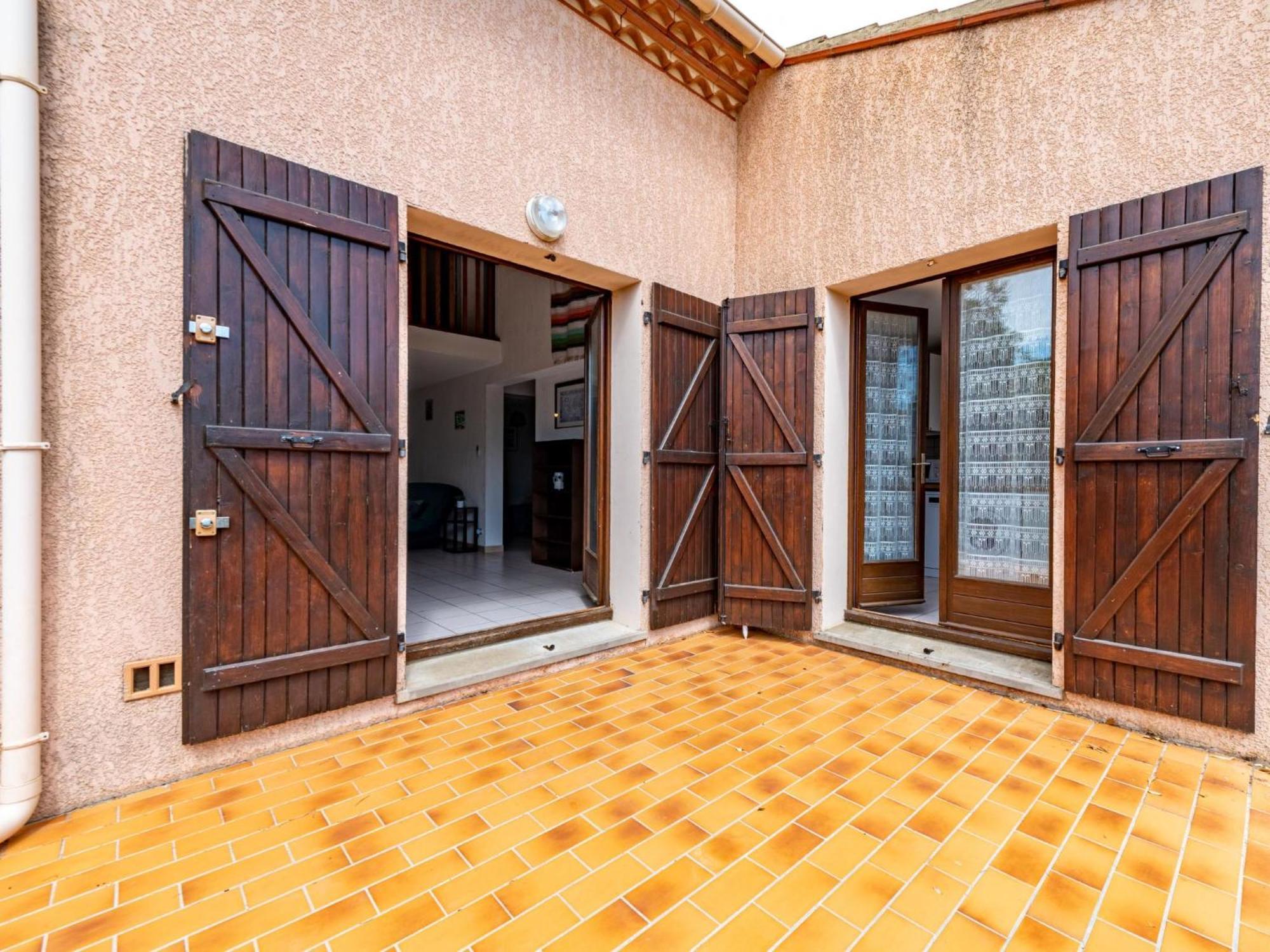 Holiday Home Hameau Des Tamarins-2 By Interhome เลอบาร์กาแรส ภายนอก รูปภาพ